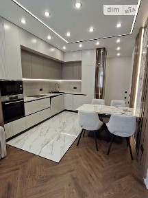 Продаж 3к квартири 65 кв. м на вул. Краснова • ID 34593573