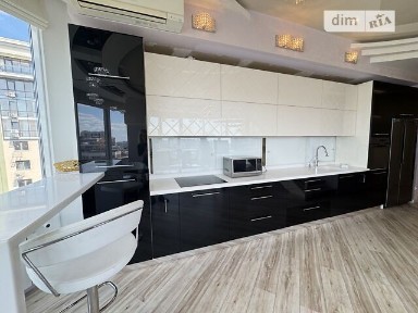 Продаж 2к квартири 161.7 кв. м на вул. Генуезька 5 • ID 34592752