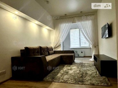 Продаж 1к квартири 33 кв. м на просп. Героїв Харкова 118 • ID 34586918