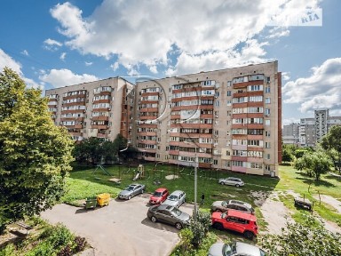 Продаж 1к квартири 35 кв. м на вул. Симиренка 22А • ID 34586160