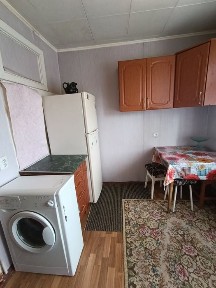 Продається двокімнатна чешка на Одеській