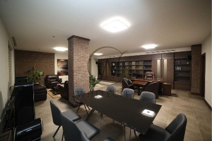 0% комісія! Оренда офісу, окремий вхід, перший поверх, 250 м2, ЖК Arch House, вул. Пирогова|Богдана Хмельницького 2/37Б, метро Університет