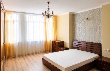 Продаж 2-кімнатної (95м²) укомплектованої квартири в м. Київ, вул. Анни Ахматової, 22, Власник
