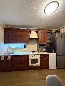Дніпро, Слобожанський просп., 73