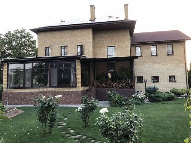 Продаж 3 поверхового будинку з мансардою і ділянкою на 18 соток, 550 кв. м, 8 кімнат, на вул. Павла Громницького • ID 34671145