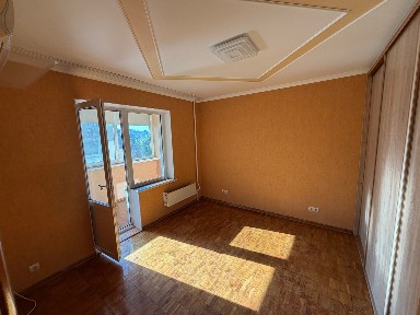 Продаж 3-кімнатної квартири 79 м², Миколи Закревського вул., 5