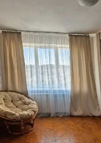 Київ, Олени Теліги вул., 57