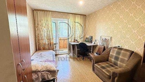 Продаж 1-кімнатної квартири 31 м², Петра Курінного вул., 3