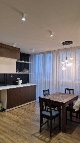 Київ, Метрологічна вул., 10б