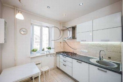 Продаж 1-кімнатної квартири 32 м², Уманська вул., 27