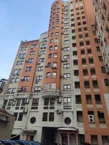 Київ, Шота Руставелі вул., 44