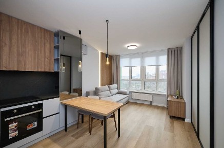 Київ, Михайла Максимовича вул., 32а