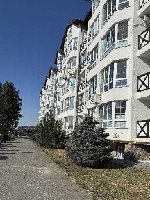 Продаж 3-кімнатної квартири 135 м², Придорожня вул., 3