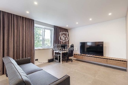 Продаж 2-кімнатної квартири 71 м², Партизанська вул., 1б