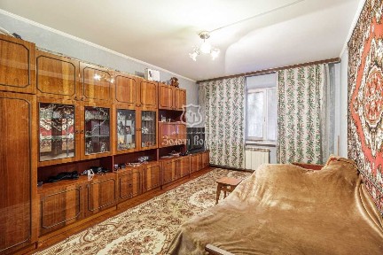 Продаж 2-кімнатної квартири 53 м², Академіка Глушкова просп., 12