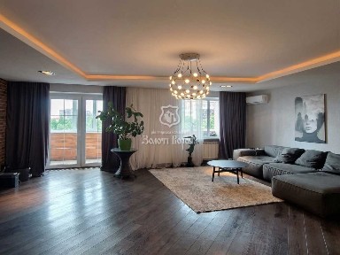 Продаж 3-кімнатної квартири 126.3 м², Незалежності бул., 17