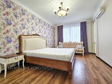 Продаж 2-кімнатної квартири 69 м², Голосіївський просп., 58