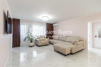 Продаж 3-кімнатної квартири 84.3 м², Приміська вул., 26Б
