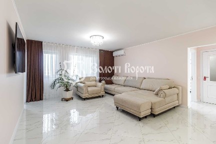 Продаж 3-кімнатної квартири 84.3 м², Приміська вул., 26Б