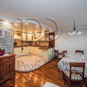 Продаж 3-кімнатної квартири 147 м², Драгоманова вул., 17