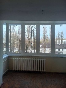Київ, Ентузіастів вул., 9/2