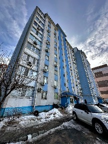 Київська обл., Броварський район, м. Бровари, Грушевського вул., 17