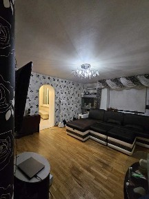 Київ, Володимира Антоновича вул., 122