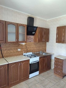 Київ, Метрологічна вул., 58