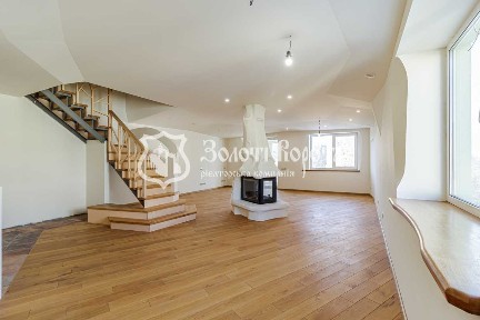 Продаж 3-кімнатної квартири 150.9 м², Академіка Кіпріанова вул., Лебедєва, 1