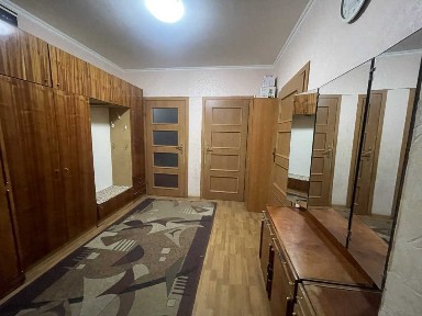 Київ, Теодора Драйзера вул., 6А