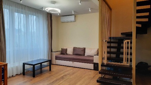 Продаж 3-кімнатної квартири 105 м², Метрологічна вул., 40Б