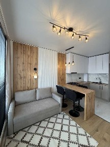 Продаж 1-кімнатної квартири 33 м², Покровська вул., 2А