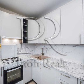 Продаж 1-кімнатної квартири 41 м², Привокзальна вул., 10