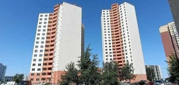 Київ, ЖК на вул. Милославська, 18, Будинок 1