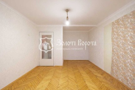 Київ, Полковника Потєхіна вул., 4