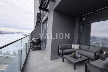 Продаж 4-кімнатної квартири 164.5 м², Дніпровська наб., 15д