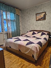 Київ, Леоніда Бикова бул., 4