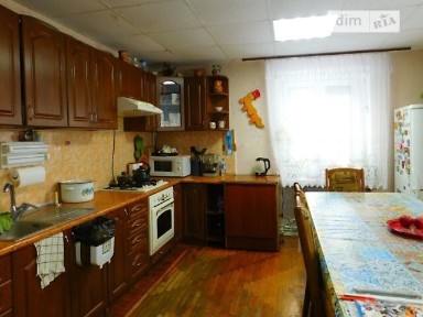 Довгострокова оренда будинку від посередника з верандою на вул. Вишневського • ID 34317176