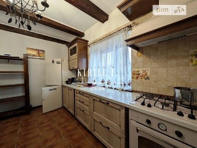 Довгострокова оренда будинку з гаражем, від посередника на вул. Затишна 95 • ID 33755858