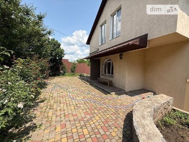 Довгострокова оренда будинку від посередника з гаражем на вул. Довженка • ID 33174569