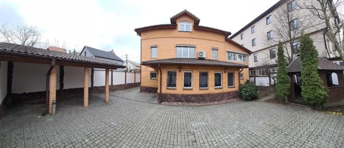 Київ, Валерія Лобановського просп.