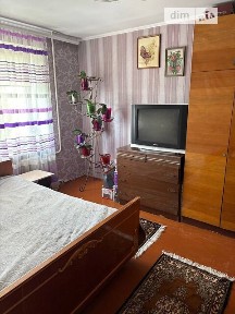 Продаж кімнати 29.8 кв. м на вул. Степана Бандери 62 • ID 34452577