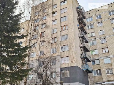 Льонокомбінатівська вулиця, район Льонокомбінат, Рівне, вул. Льонокомбінатівська 15 • ID 33924820