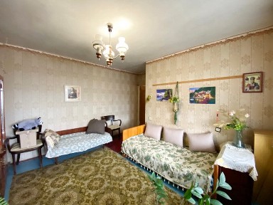 Продаж 2-кімнатної квартири 50 м², Лазурна вул.