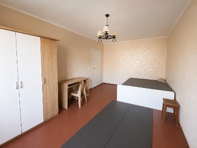 Продаж 1-кімнатної квартири 38 м², Лазурна вул.