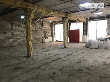 Здається спеціальне приміщення на вул. Кооперативна 6/8, площа 247 кв. м • ID 32415604