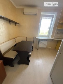 Здам подобово 1к квартиру на просп. Небесної Сотні 32, кв. 48 • ID 34272204