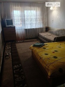 Здам подобово 1к квартиру на майд. Соборний 2/2 • ID 34248937