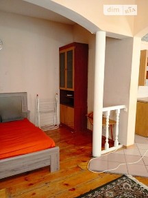 Здам подобово 1к квартиру на вул. Гімназична 28, кв. 9 • ID 34216065