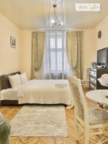 Здам подобово 2к квартиру на вул. Вірменська 22 • ID 34168957